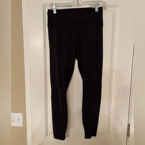 Lululemon Leggings 25” - Black